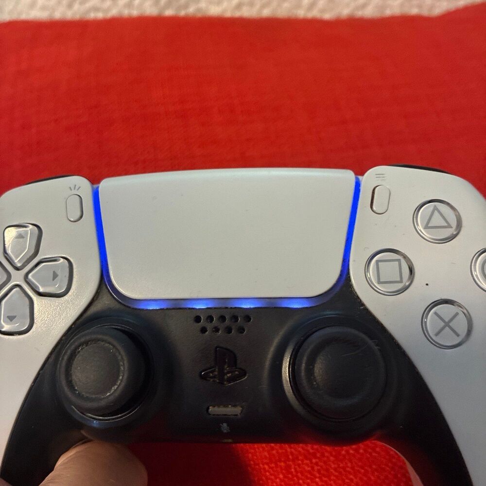 Sony PlayStation 5 PS5 DualSense Wireless Controller White - Picture 5 of 6